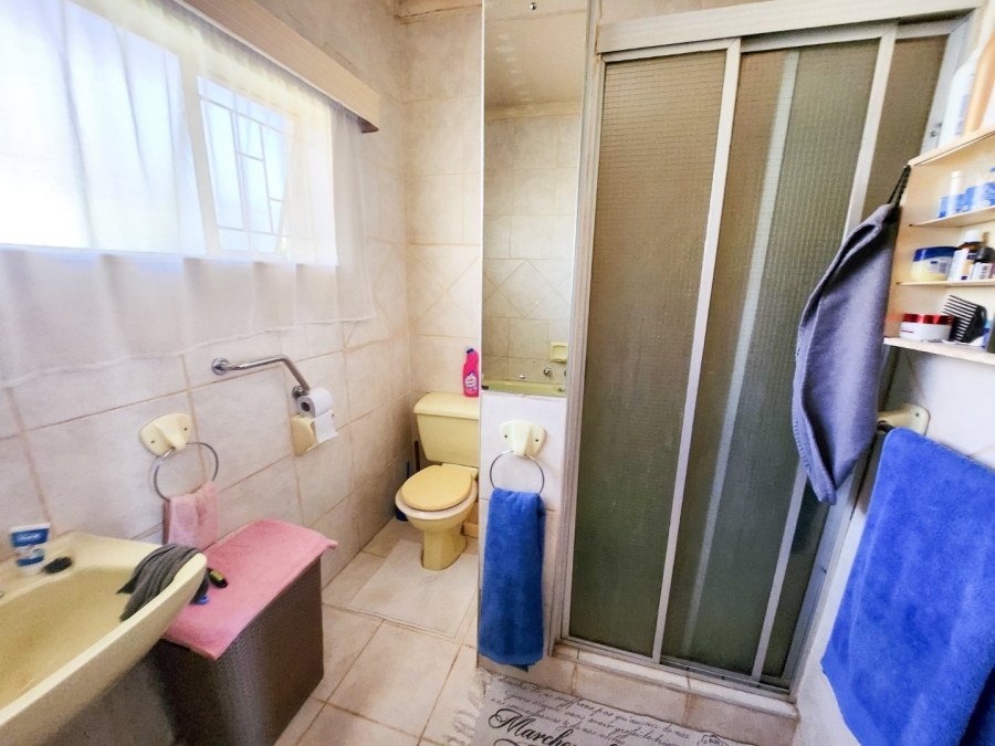 4 Bedroom Property for Sale in Meiringspark North West